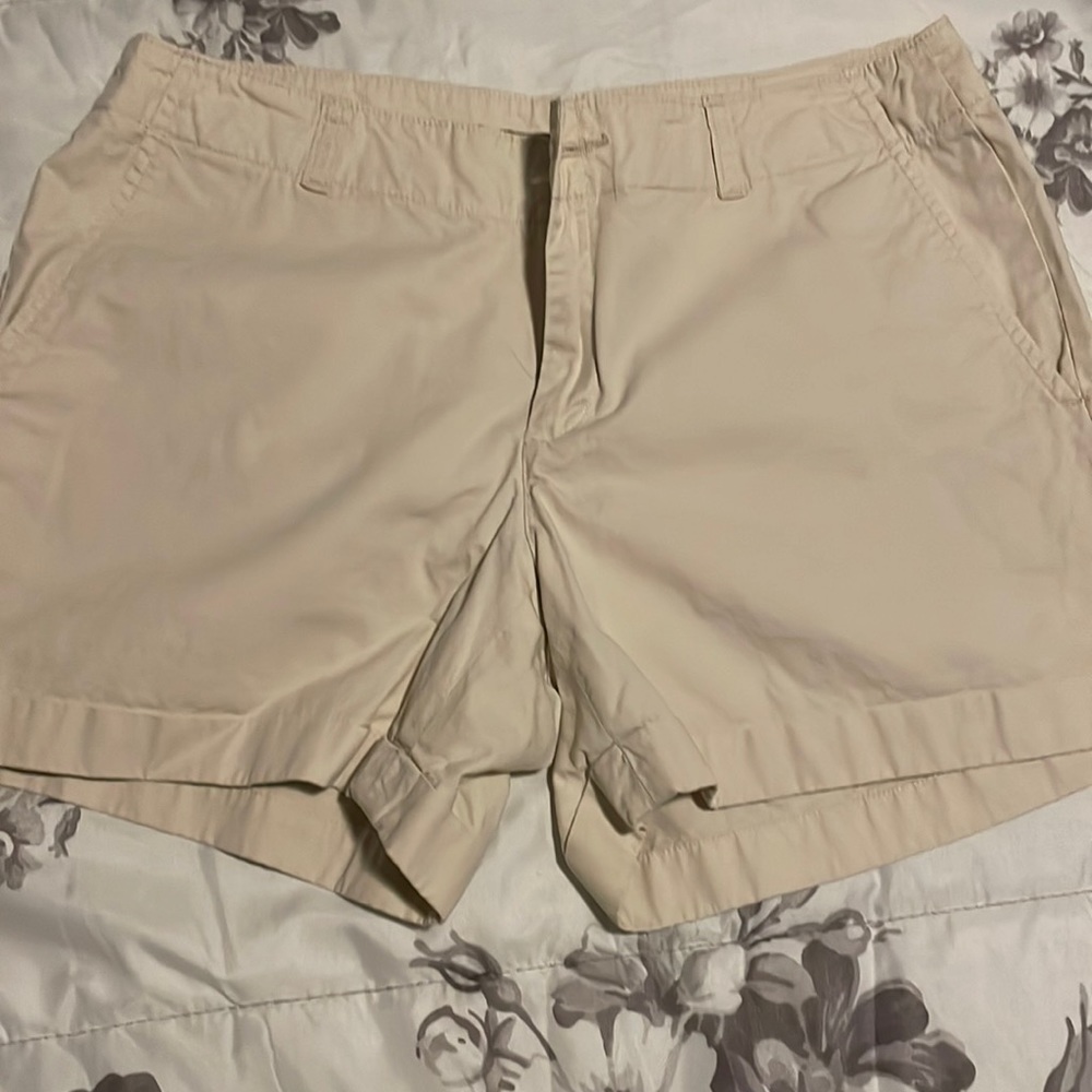 Banana Republic twill shorts